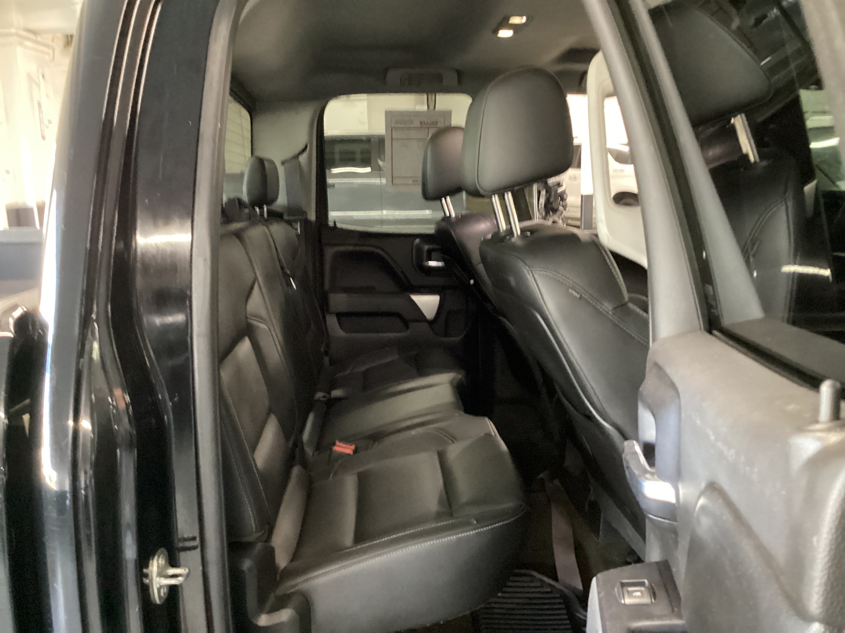 2015 CHEVROLET Silverado LT Double Cab 4WD - Image 16