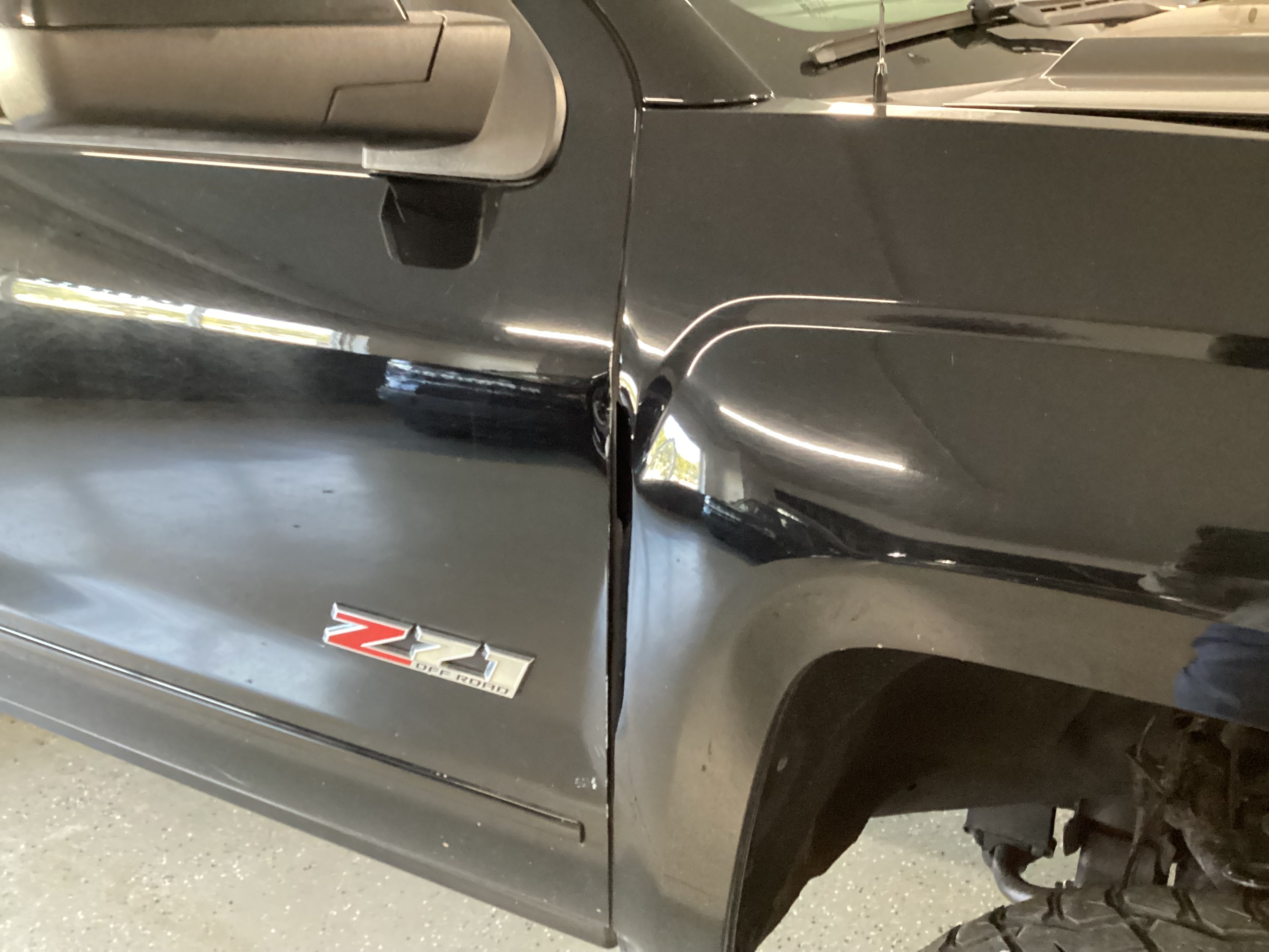 2015 CHEVROLET Silverado LT Double Cab 4WD - Image 18