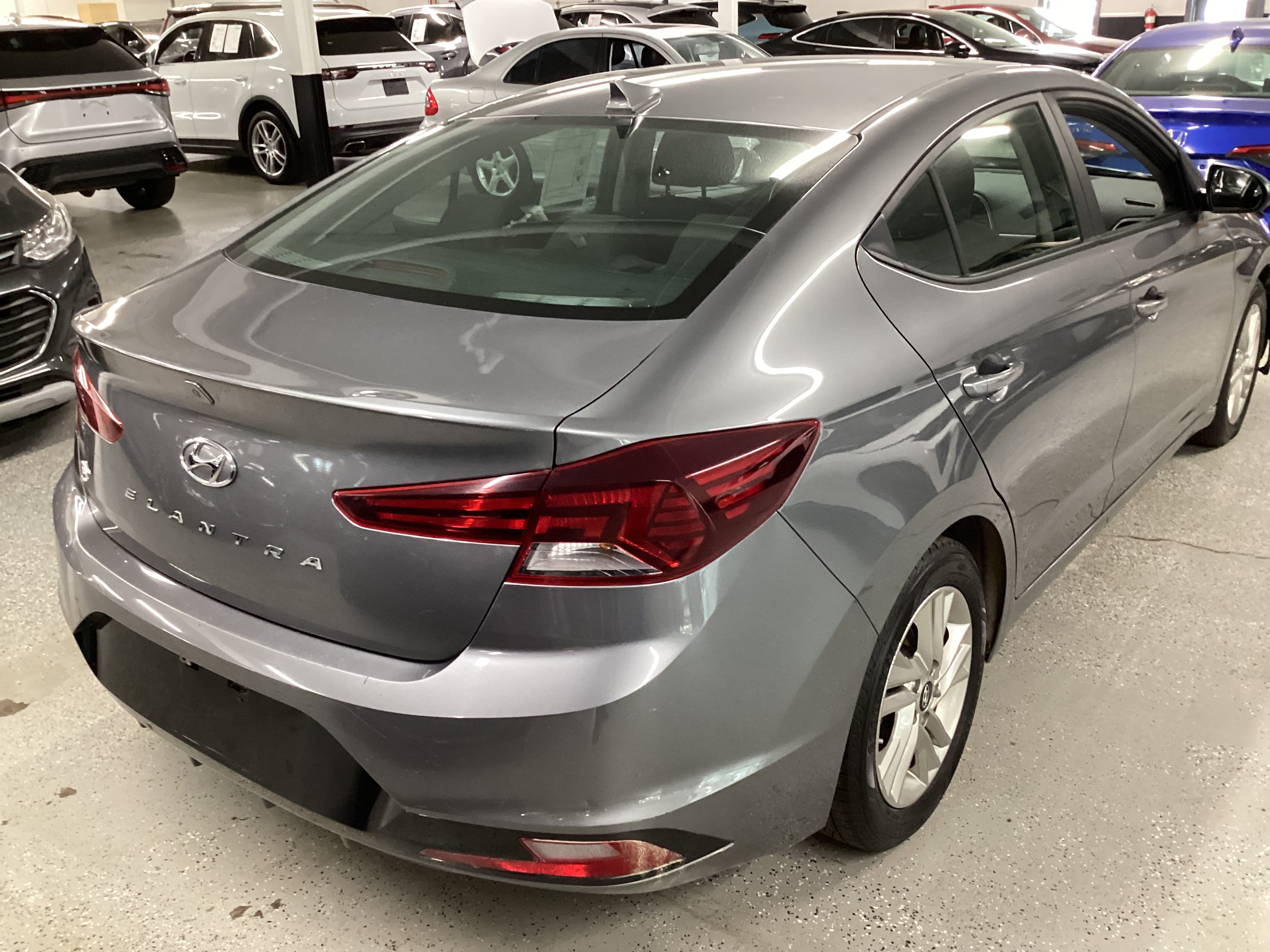 2020 HYUNDAI Elantra SEL - Image 3