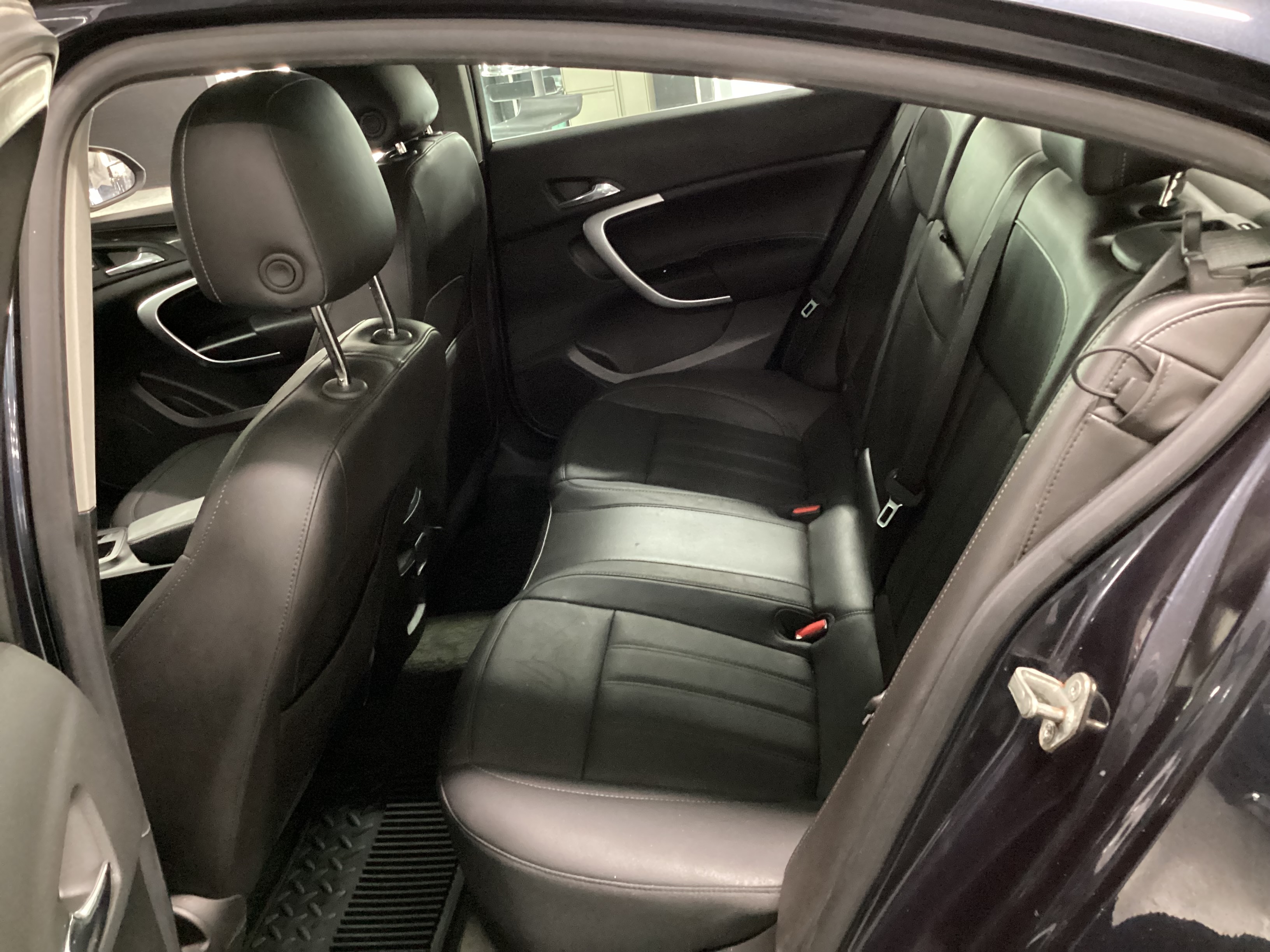 2014 BUICK Regal Premium I AWD - Image 9