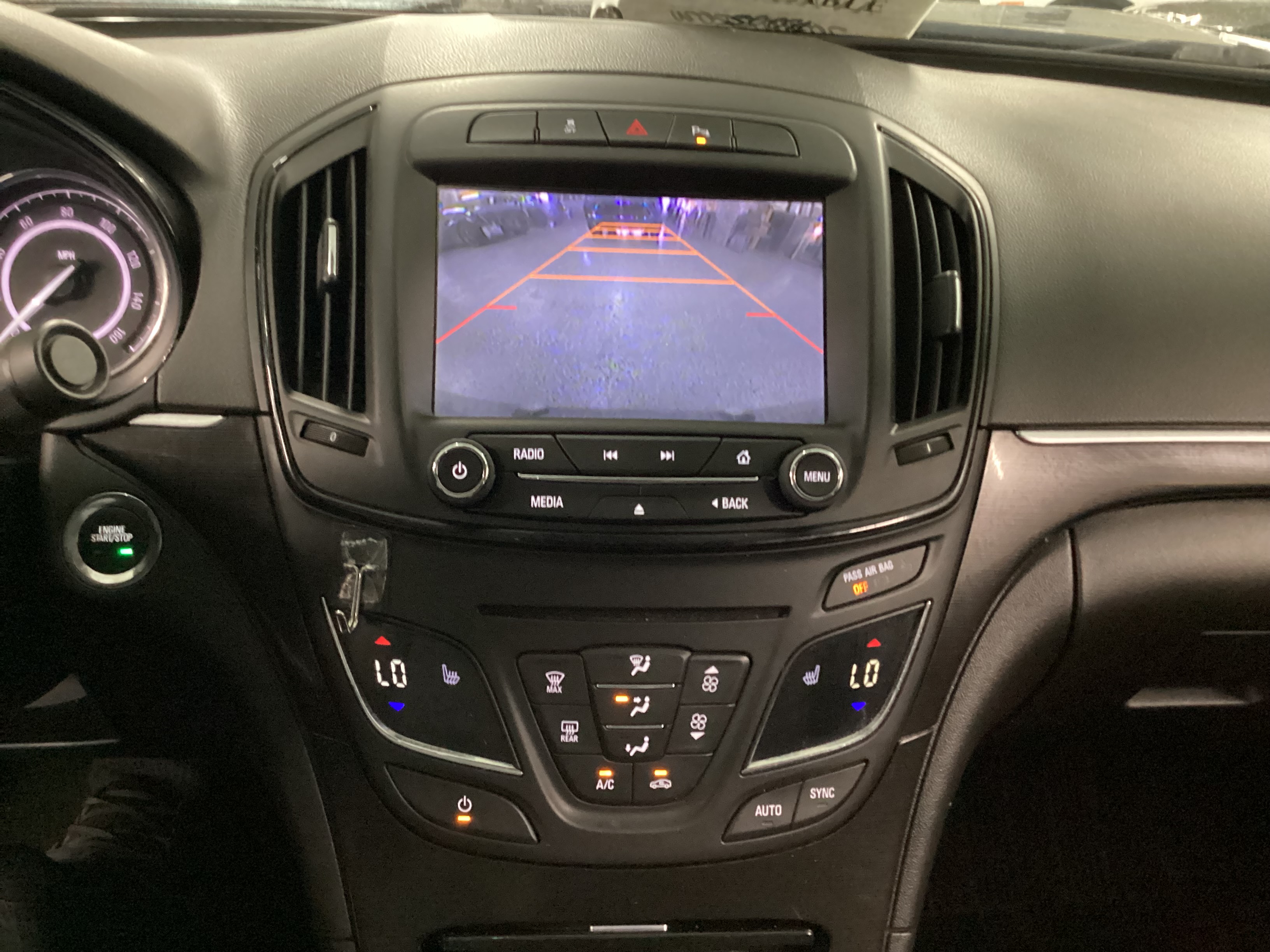 2014 BUICK Regal Premium I AWD - Image 15
