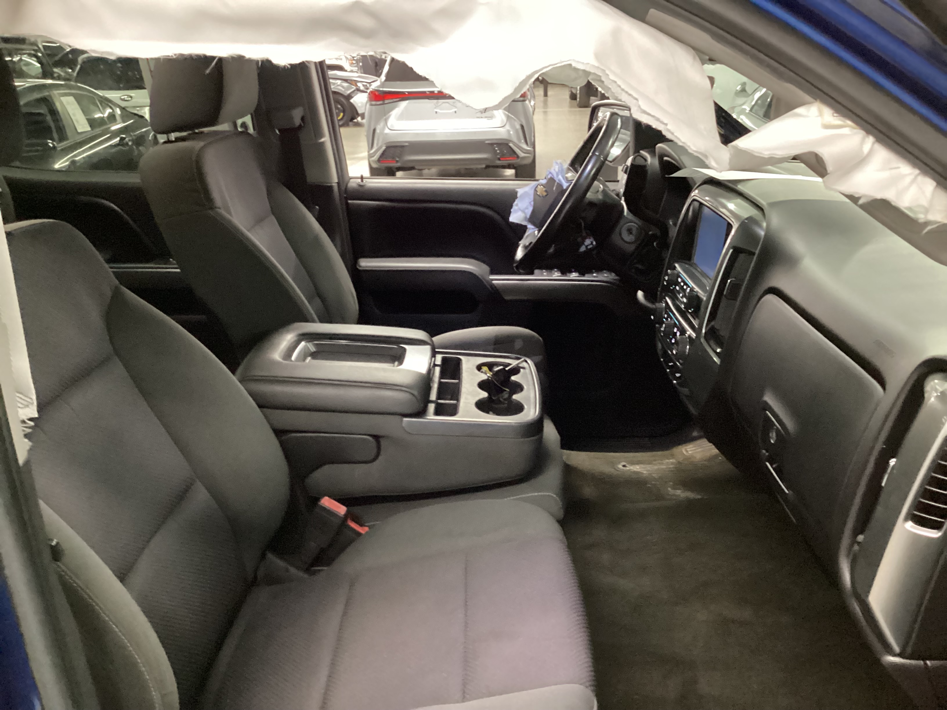2015 CHEVROLET Silverado LT Crew Cab 4WD - Image 13