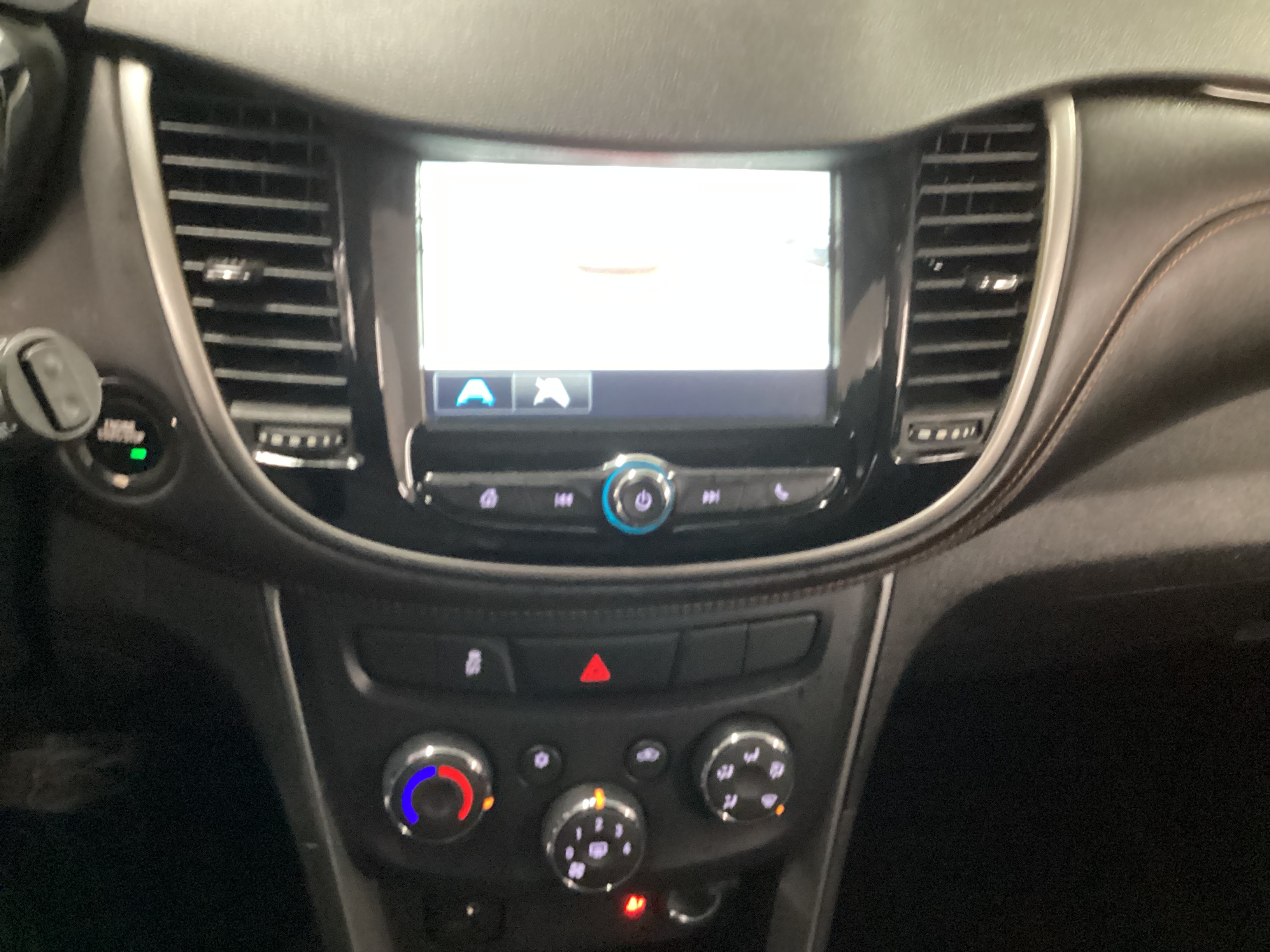 2017 CHEVROLET Trax LT - Image 12