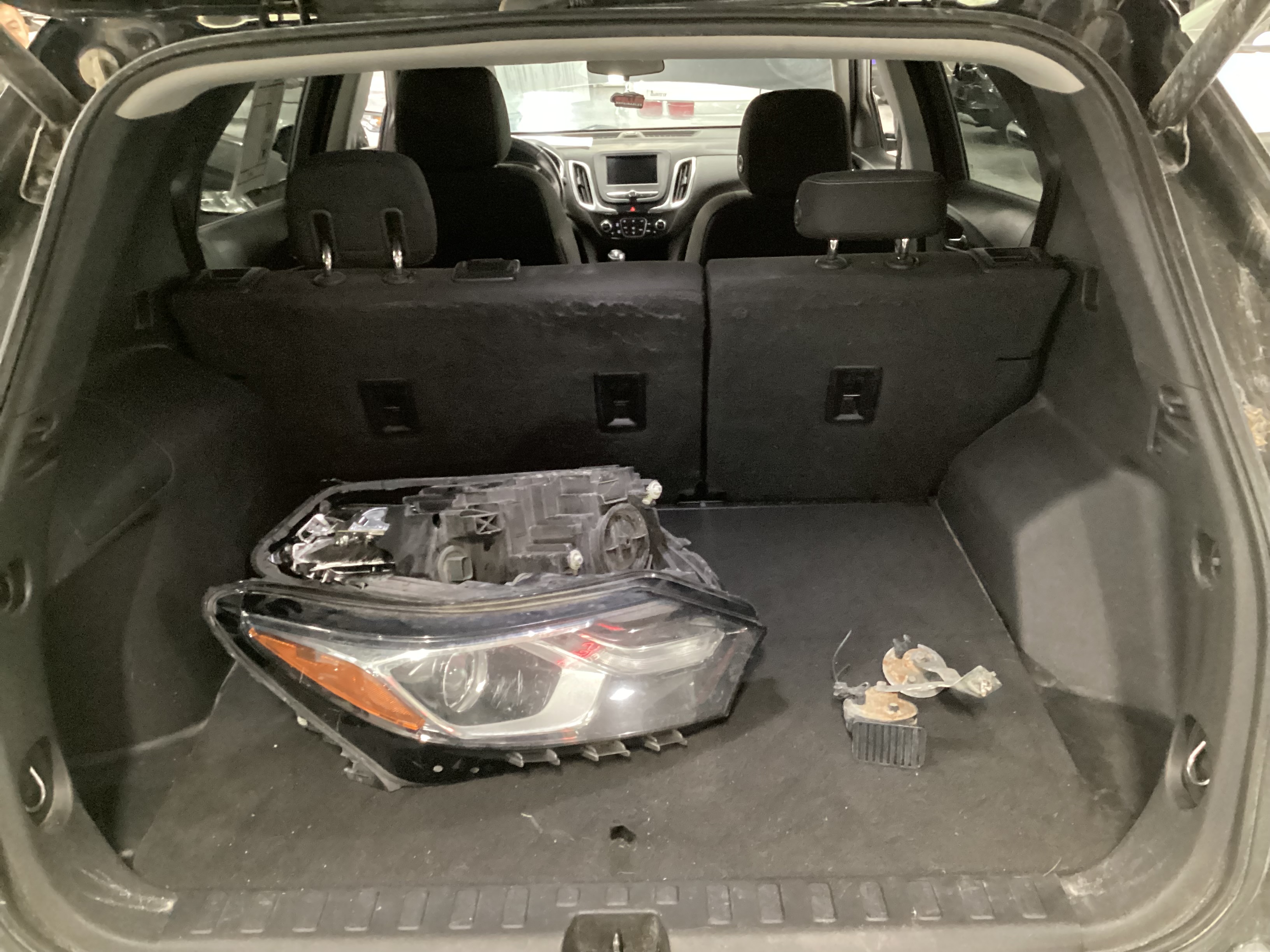 2020 CHEVROLET Equinox LT - Image 9