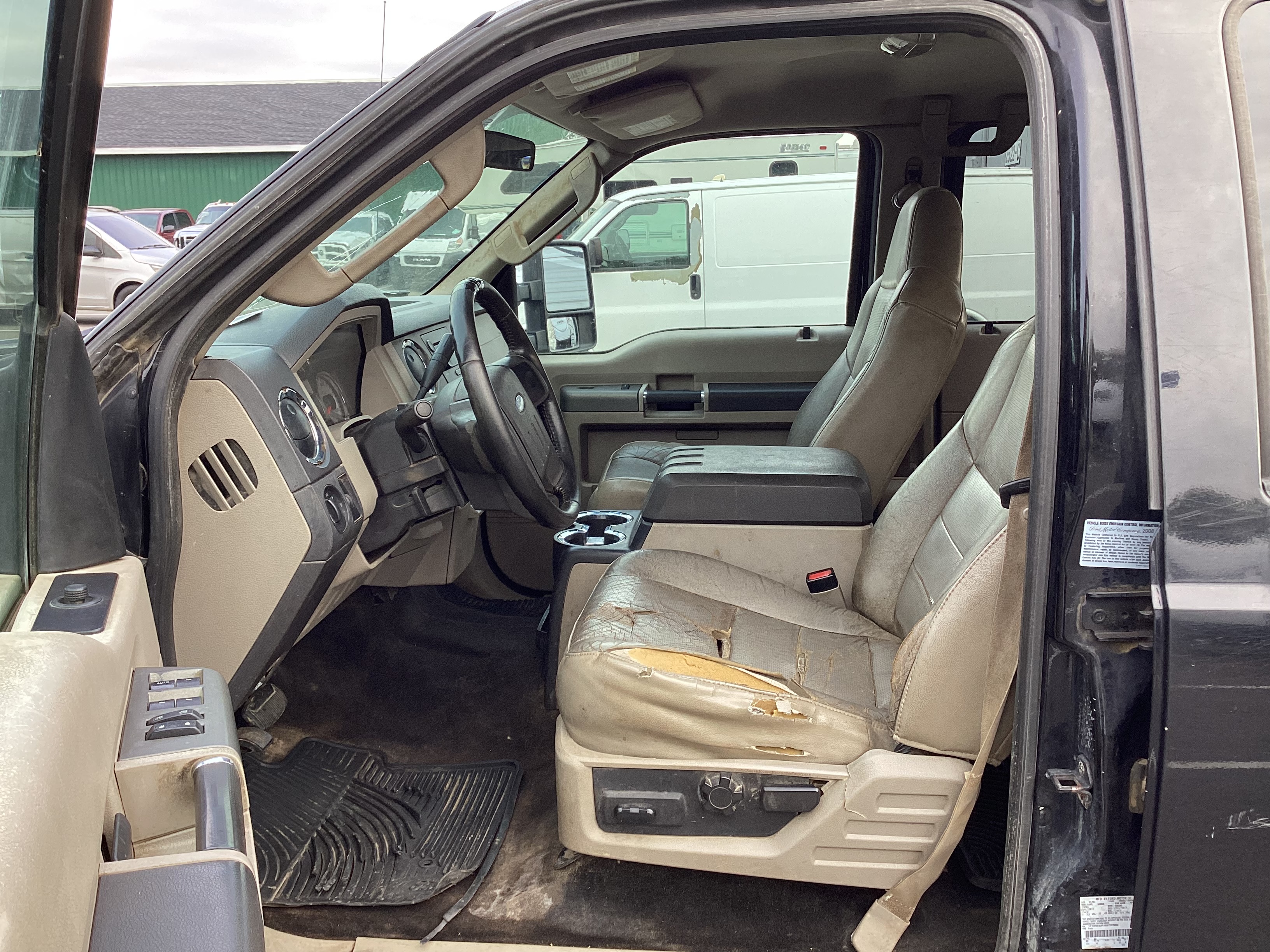 2008 FORD F-350 SD XLT Crew Cab 4WD Dually - Image 5