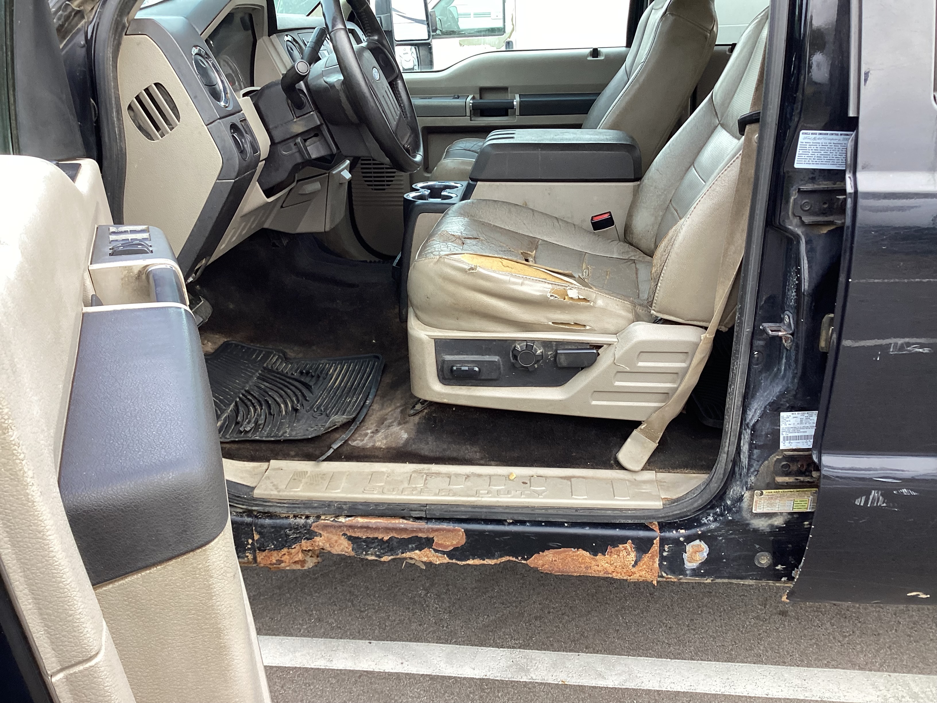 2008 FORD F-350 SD XLT Crew Cab 4WD Dually - Image 6