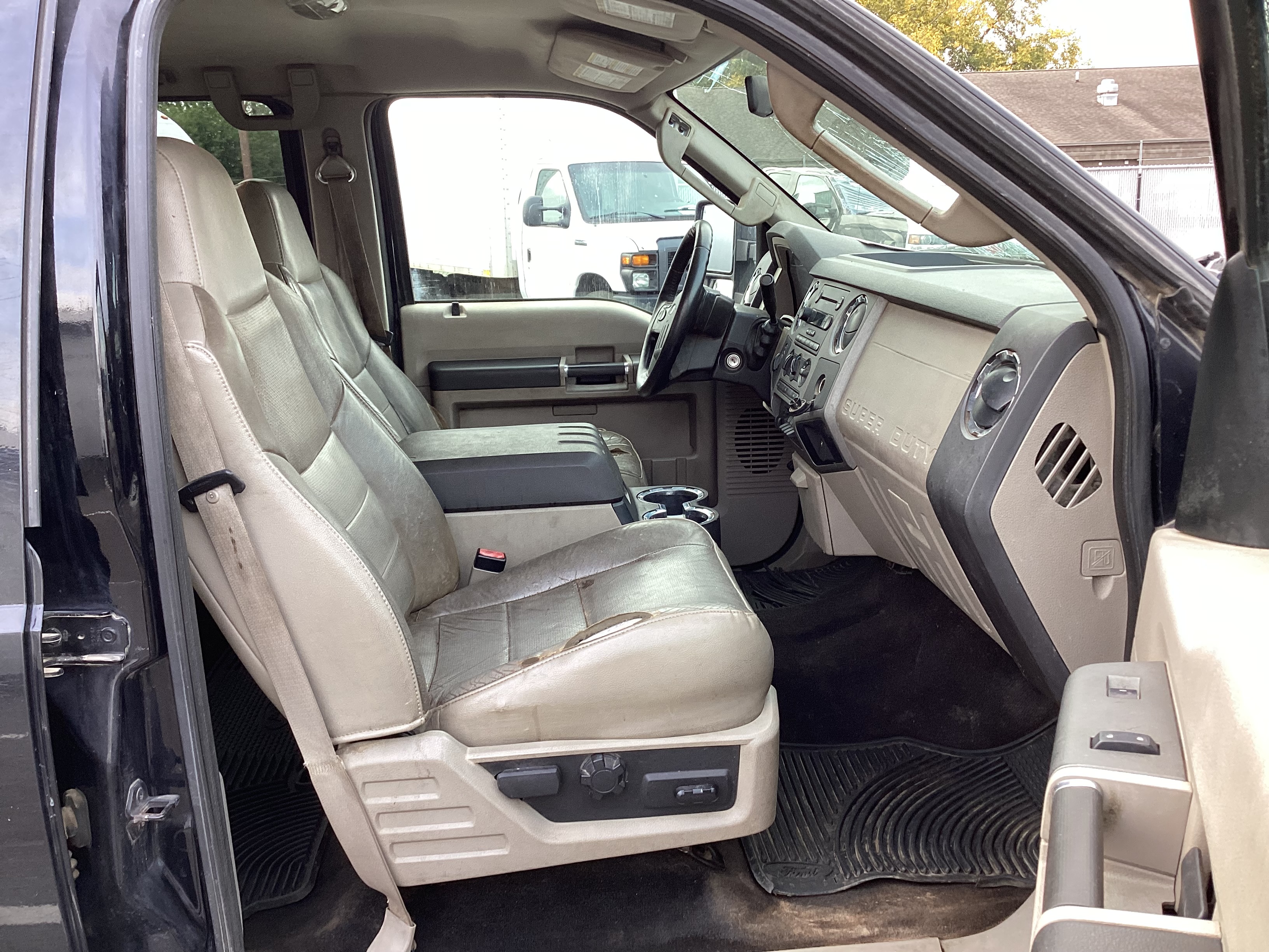 2008 FORD F-350 SD XLT Crew Cab 4WD Dually - Image 13