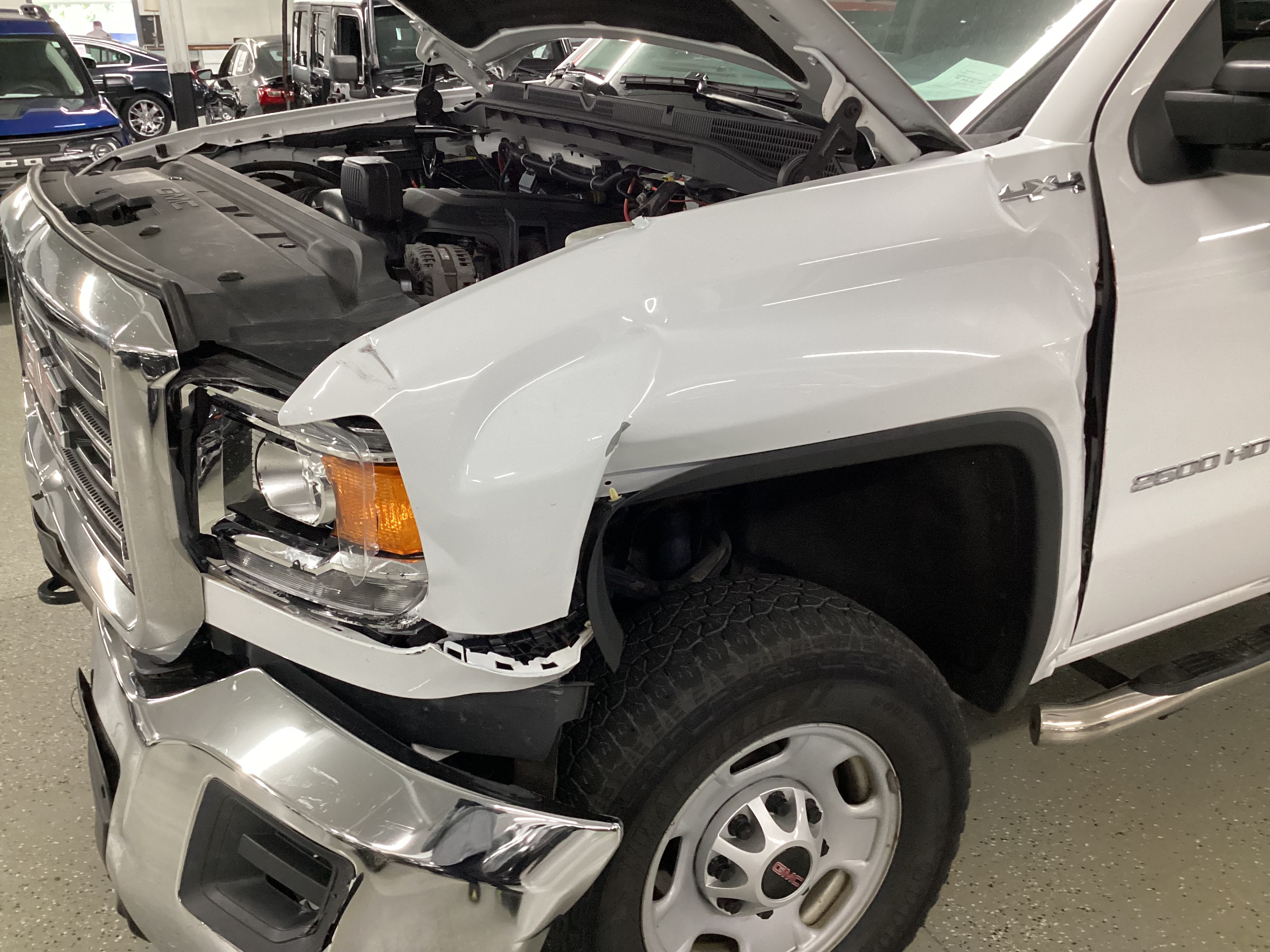 2019 GMC Sierra 2500HD 4WD Double Cab - Image 7