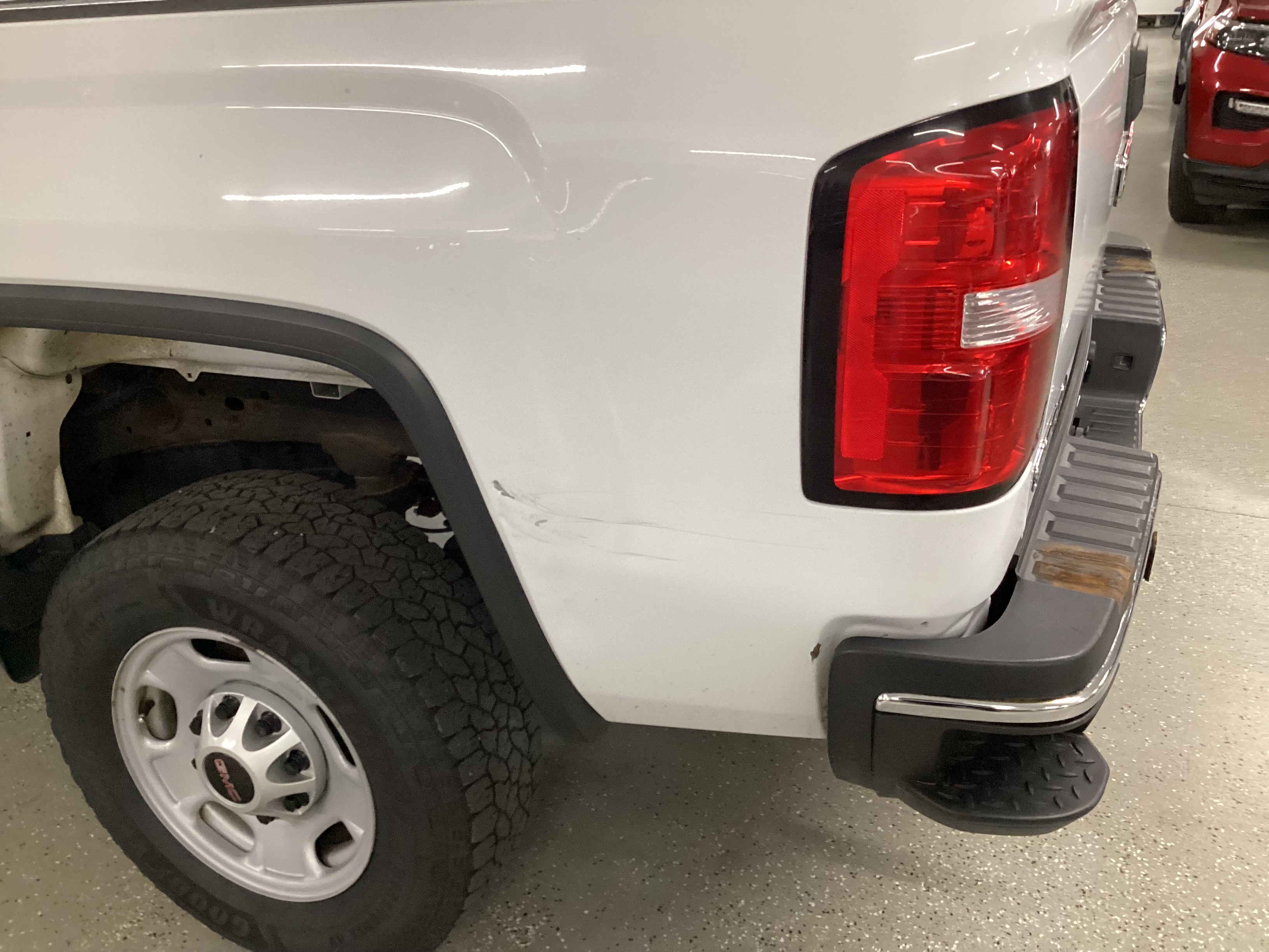 2019 GMC Sierra 2500HD 4WD Double Cab - Image 12
