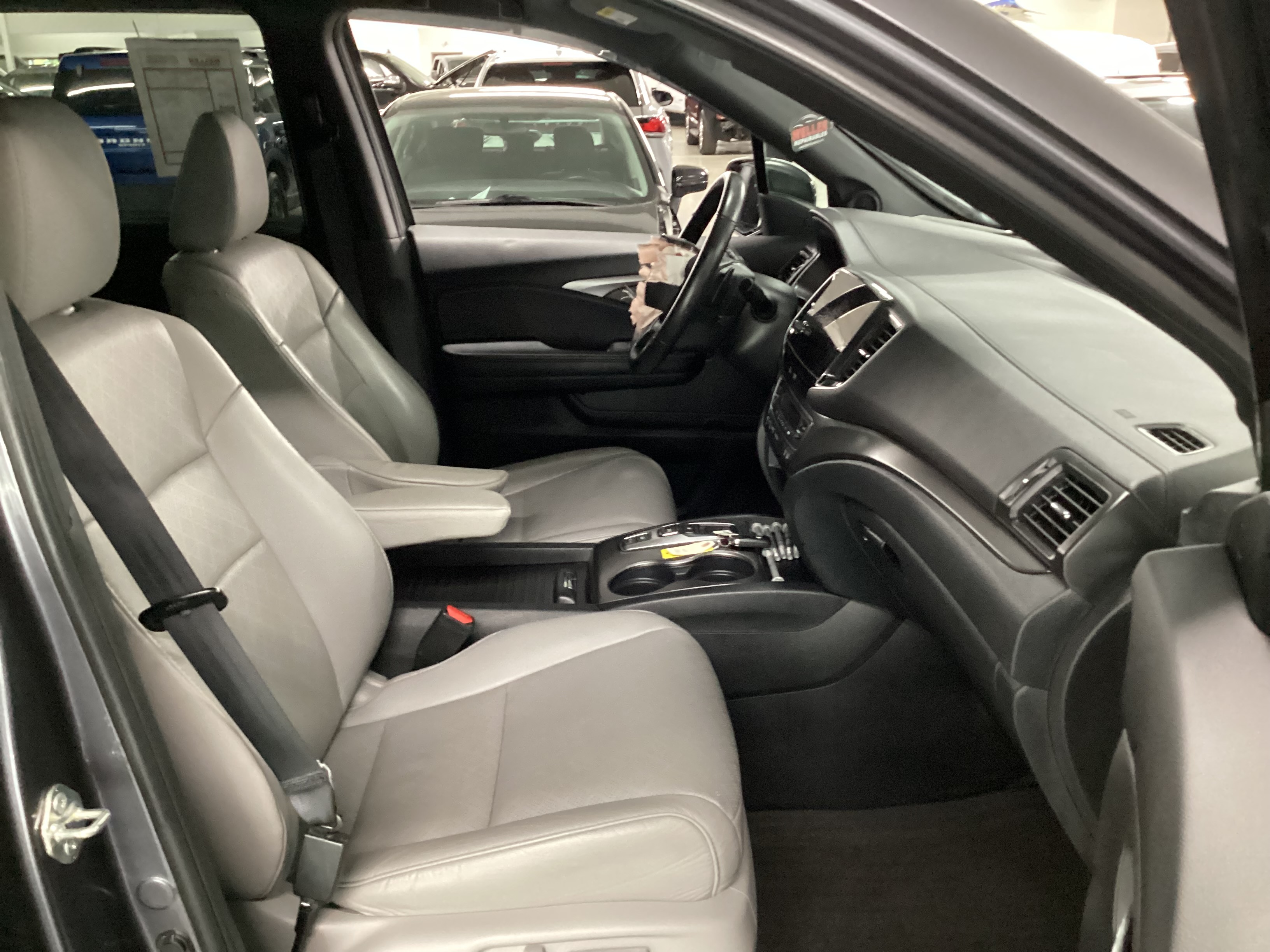 2020 HONDA Passport EX-L AWD - Image 13