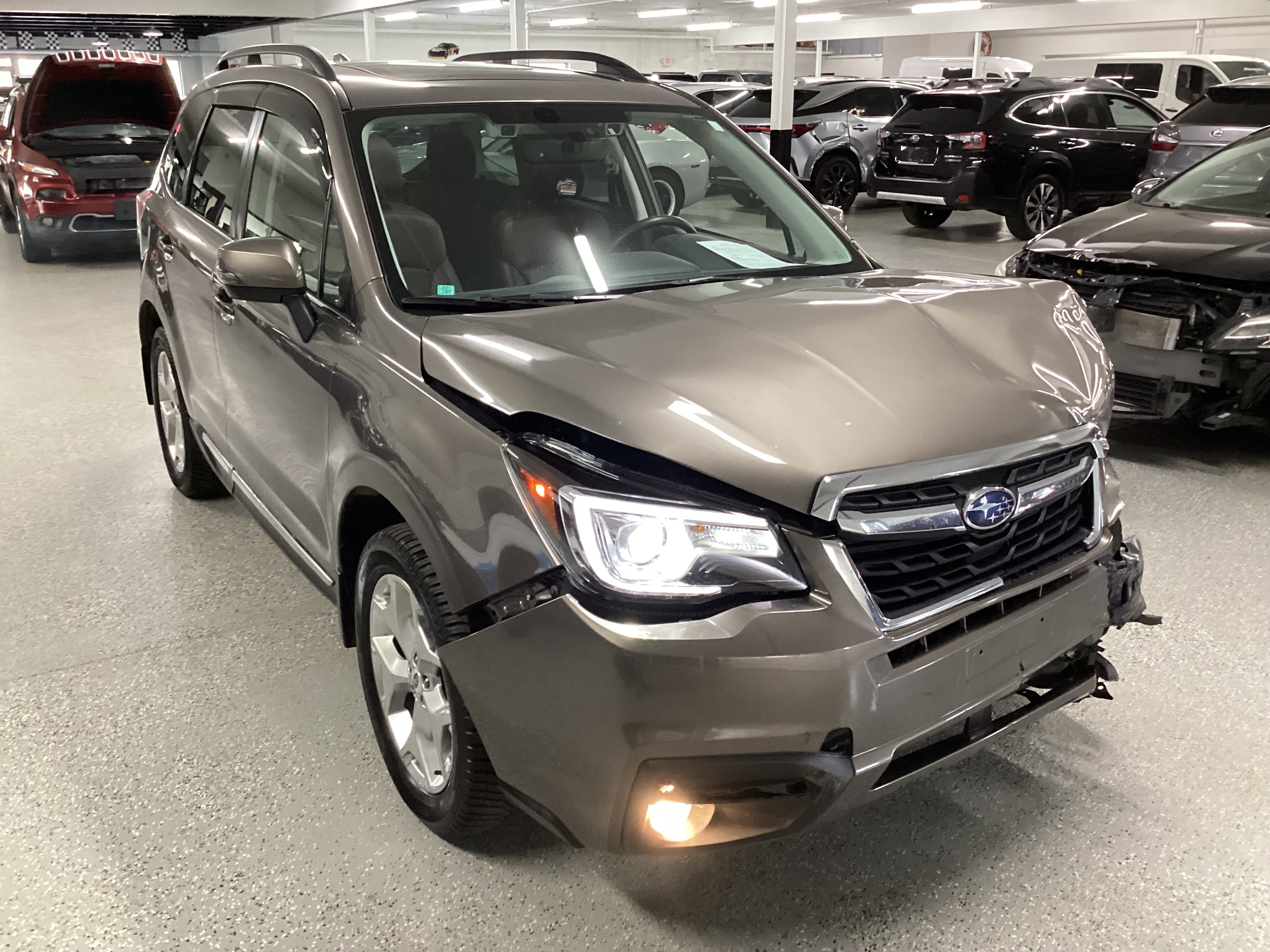 2017 SUBARU Forester Touring AWD - Image 4