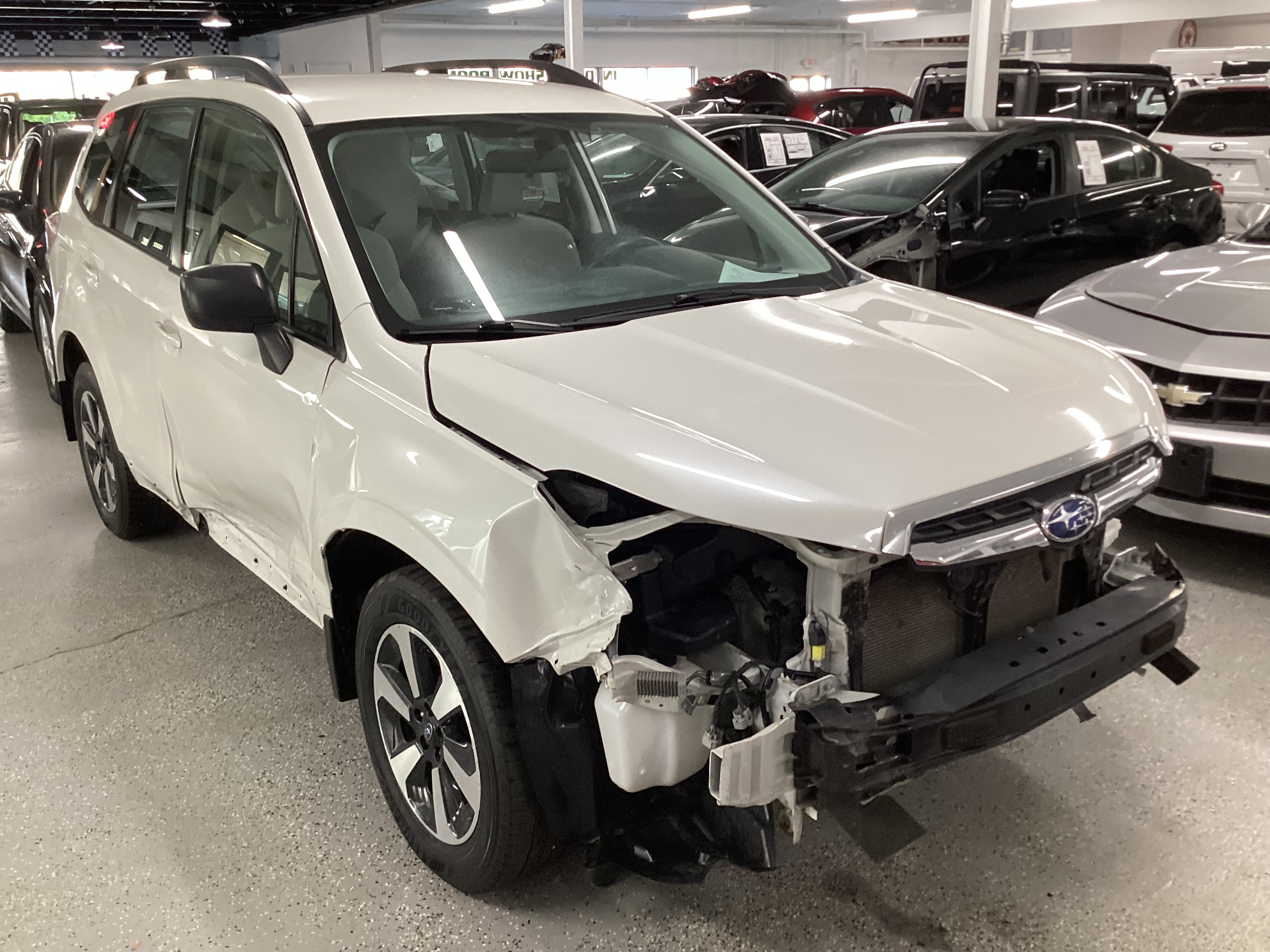 2017 SUBARU Forester Base AWD - Image 4
