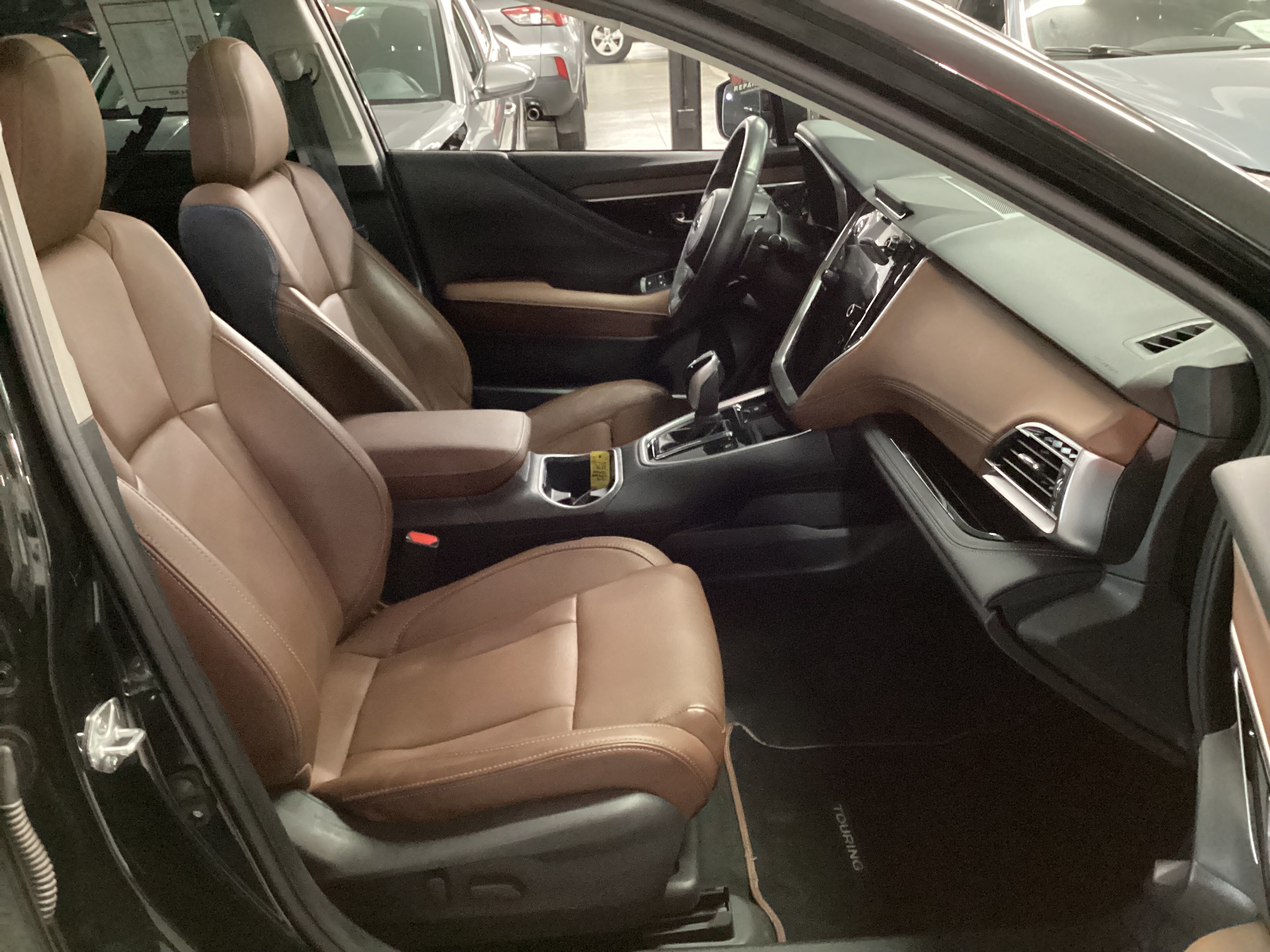 2023 SUBARU Outback Touring XT AWD - Image 11