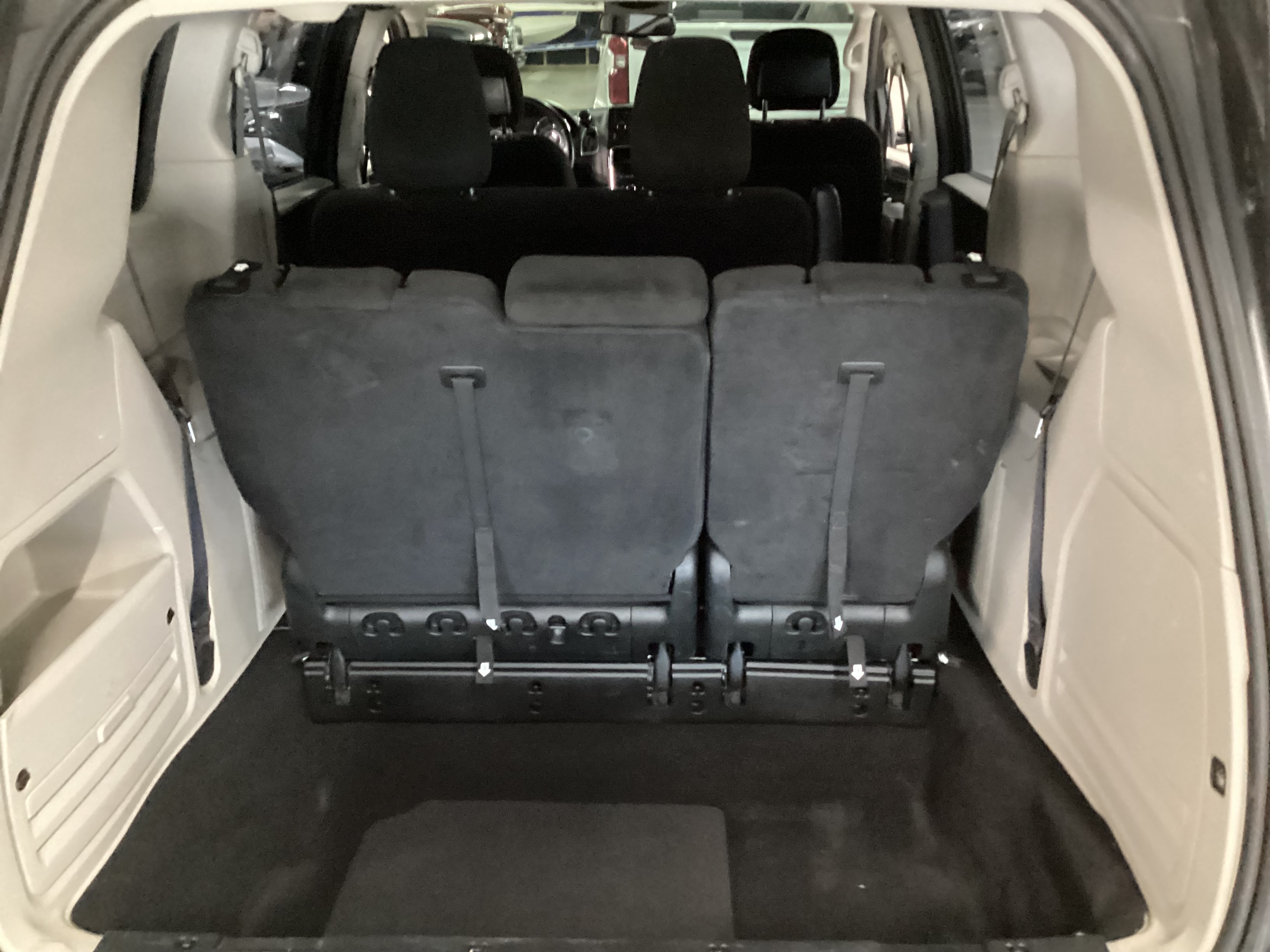 2017 DODGE Grand Caravan SE - Image 8