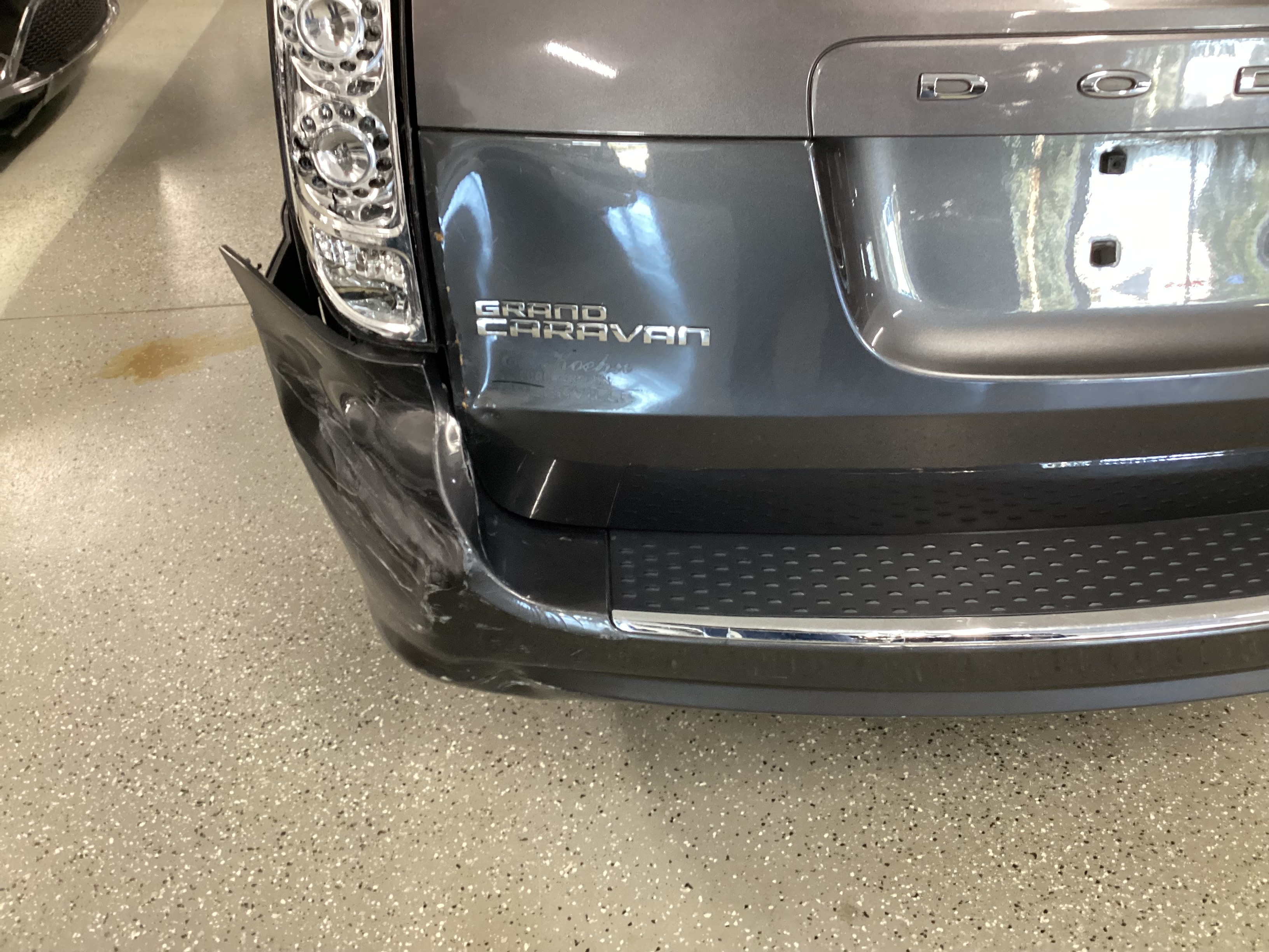 2017 DODGE Grand Caravan SE - Image 10